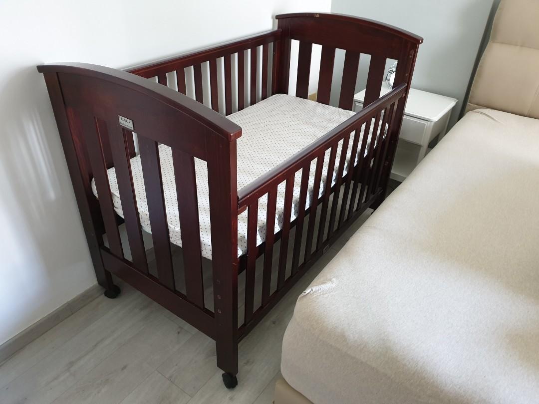 seth furniture cot