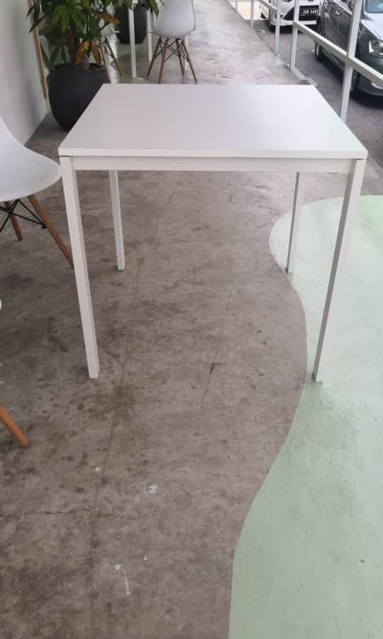 Cafe table (Category: Tables & Sets) located in Shah Alam. Submitted by smichy (Listing ID 1042531937, Image 1). Description: Have 8 units to sell. Suitable for cafe use, restaurants and etc.Still in new condition..