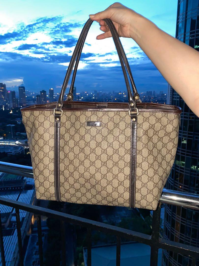Original second-hand Gucci 100 handbags like brand-new for SALE