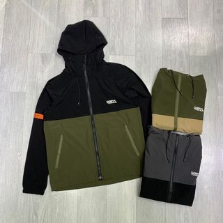 （分類：）位於 。 由 kpccc 提交（商品編號 1042673572，圖片 1）。簡介： 。