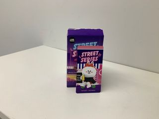 （分類：）位於 。 由 aaronarea 提交（商品編號 1042642327，圖片 1）。簡介： 。
