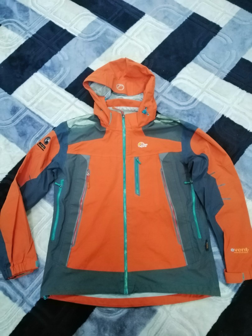 Lowe store alpine coat