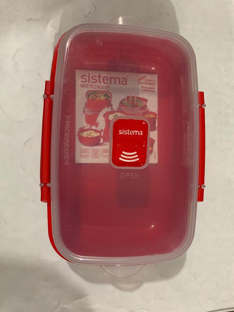 Microwave rectangular container (Category: Food Organization & Storage) located in Quezon City. Submitted by ybur21 (Listing ID 1042576049, Image 1). Description: New year sale! Designed for microwave cooking and reheating of food Features steam release vent in lid for splatter-free heating 42.2 oz / 1.25 L Add shipping fee c/o buyer.
