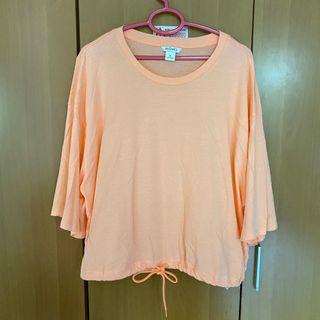 Monki crop top t-shirt with drawstrip hem in peach