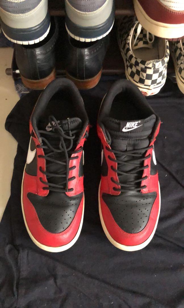 Nike dunk 2011 micro perf bred, Fesyen Pria, Sepatu , Sneakers di Carousell