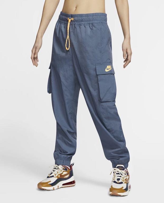 nike sportswear icon clash sweatpants