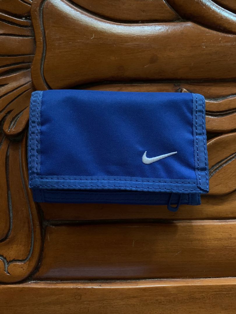 Nike Trifold Wallet, Men's Fashion, Watches & Accessories, Wallets
