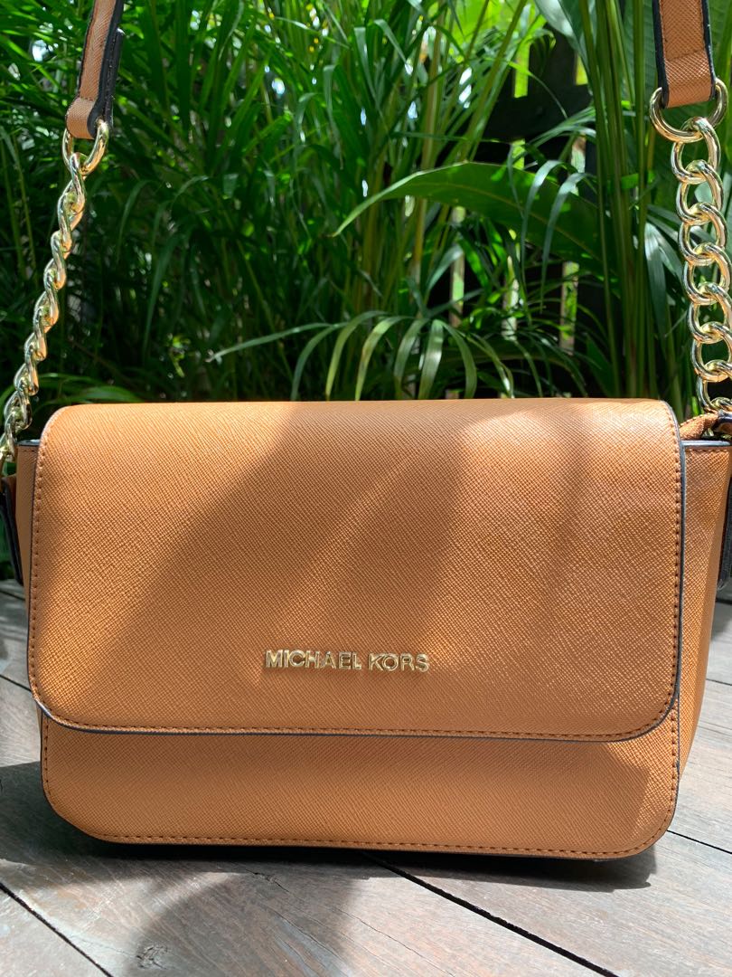 Premium Michael Kors Sling Bag Helpmywallet Women S Fashion Bags Wallets On Carousell