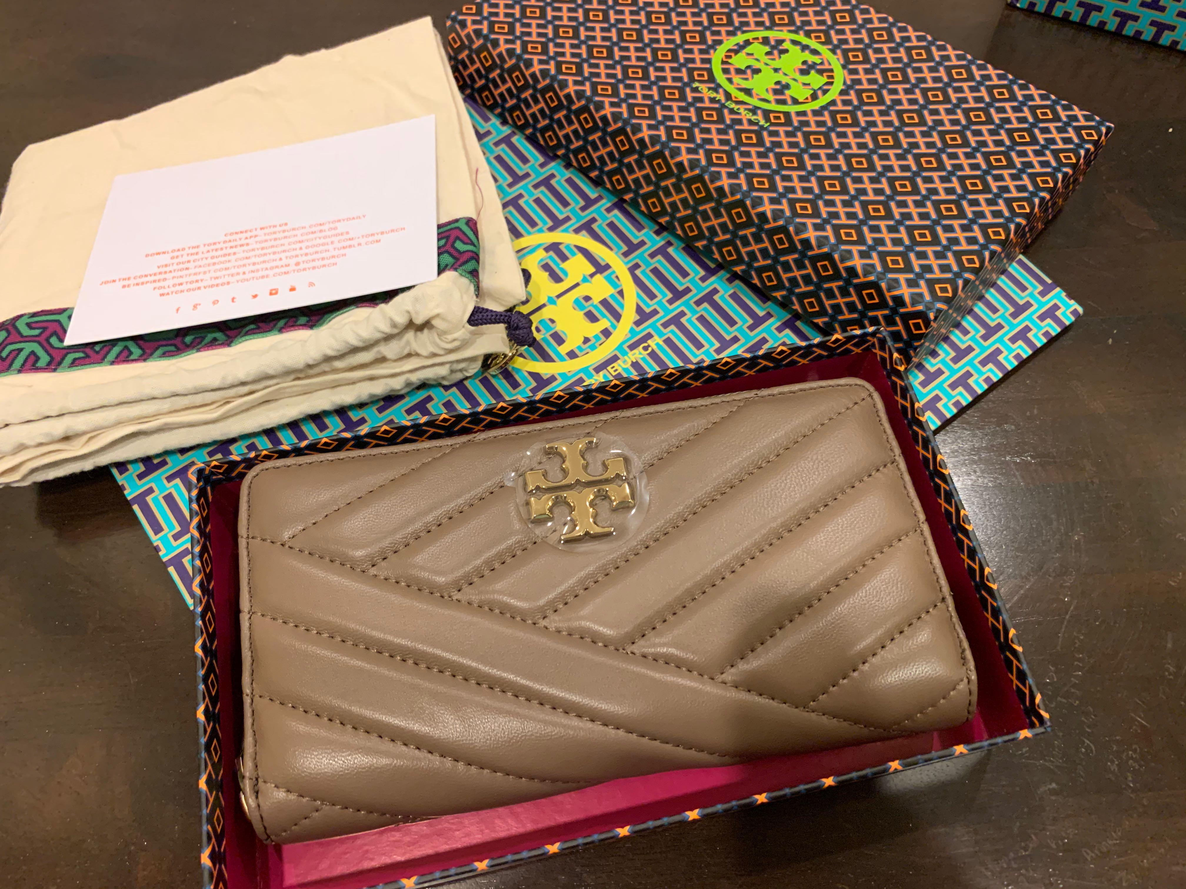 Tory Burch Kira Chevron Zip Continental Wallet (IN-STOCK IN USA) – Soxy Joe  Luxe