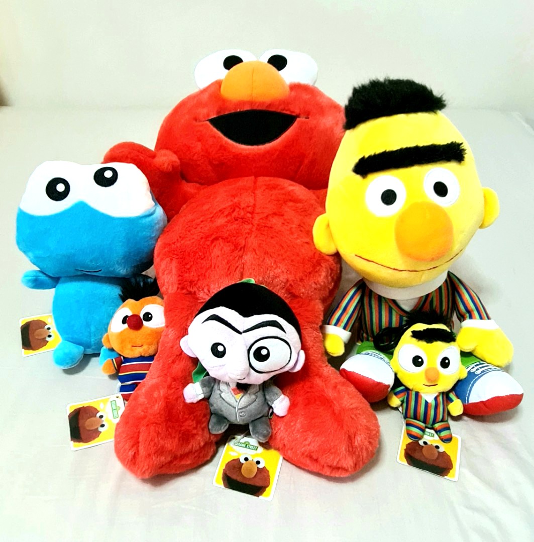 Sesame Street series/ Elmo/ Cookie Monster/ Bert/ Bert with clip