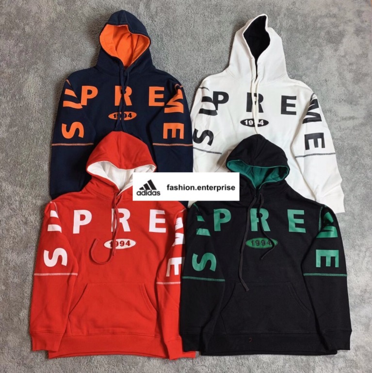 Spread logo hooded sweatshirt hotsell