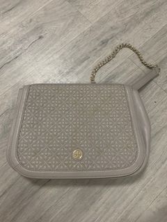 （分類：）位於 。 由 feisssss 提交（商品編號 1042666296，圖片 1）。簡介： 。