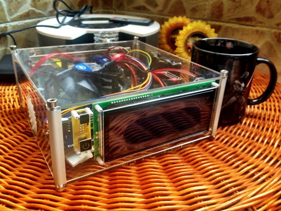 Transparent Mini ITX Case with Intel CPU, motherboard and External ...