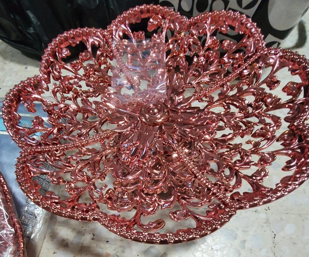 Wedding Dulangs (Category: Occasions & Party Supplies) located in Singapore. Submitted by sidd5 (Listing ID 1042614021, Image 5). Description: wedding dulangs ,7 sets ..very good condition.