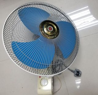 （分類：）位於 。 由 kim_lo1 提交（商品編號 1042890236，圖片 1）。簡介： 。
