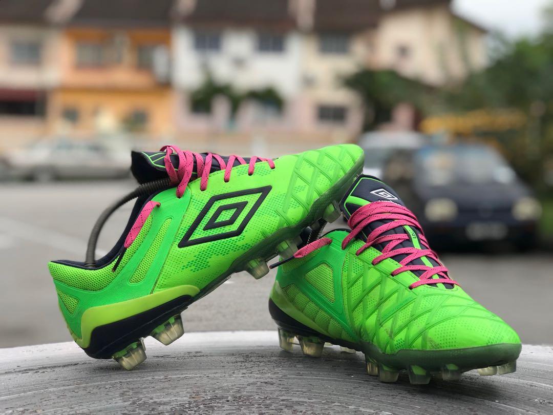 Umbro ux2 online