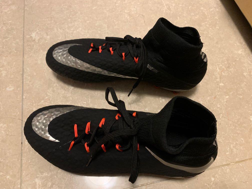 new hypervenom football boots