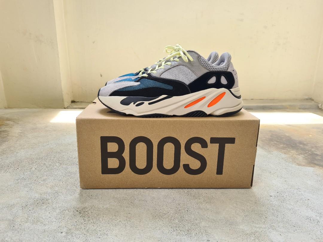 ADIDAS YEEZY BOOST 700