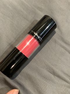(Category: ) located in . Submitted by la.rose.fashion (Listing ID 1042843781, Image 1). Description: .