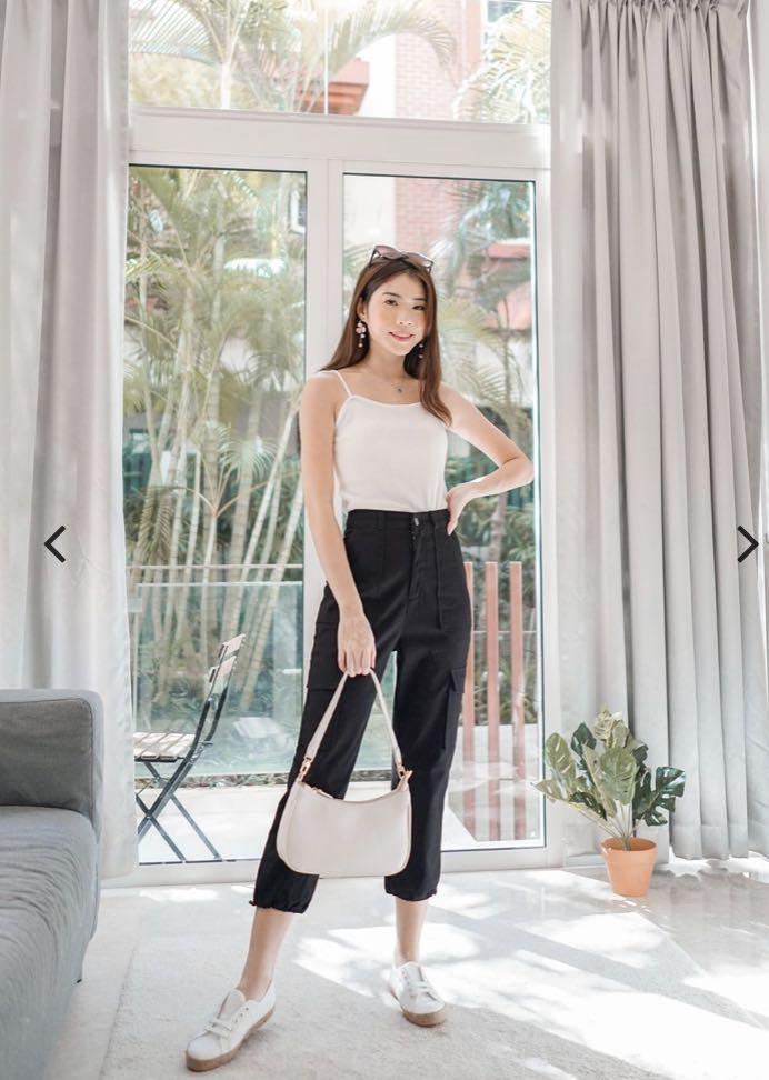 BNWT Mikayla Renna Cargo Pants in Black, Women's Fashion, Bottoms