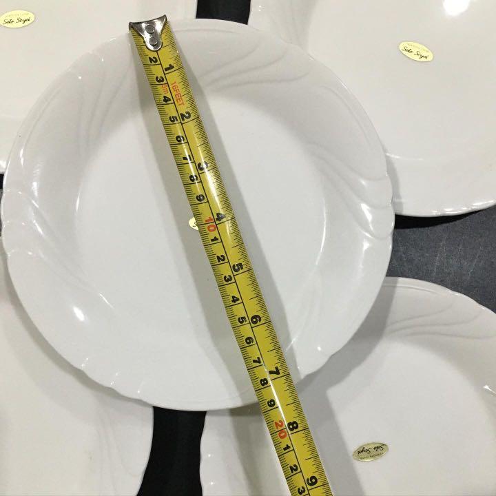 Cake plates (Category: Bakeware) located in Manila. Submitted by th1234shop (Listing ID 1042786228, Image 2). Description: Sale!!! 5 pcs white cake plates Seto Seyei New born china Japan made Gift set unused with box Code 1504 Price: 650 set Super nice and dainty in actual MOP: bpi, bdo, gcash Delivery: lalamove, grab.