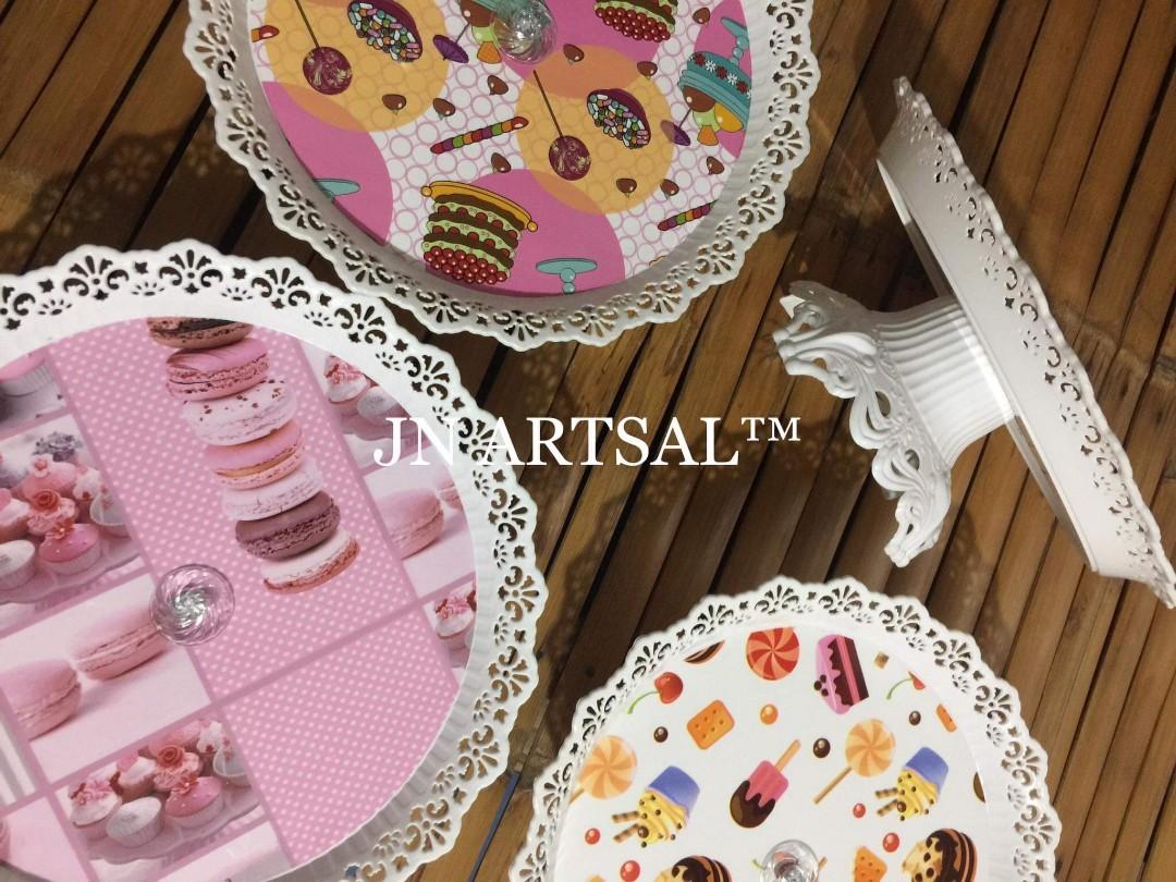 Cupcake/ slice cakes (Category: Bakeware) located in Pasay City. Submitted by jejuvan (Listing ID 1034388126, Image 1). Description: This is design for cupcake stand but can works the cake with underliner. Please see pics for measurement single 270php 2layer 400php #cupcakestand #cakestand #baking #oven #partyneeds.