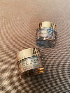 （分類：）位於 。 由 vyiwk 提交（商品編號 1042927226，圖片 1）。簡介： 。