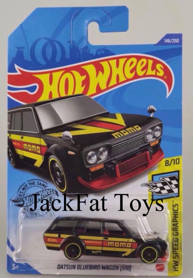 Momo datsun top