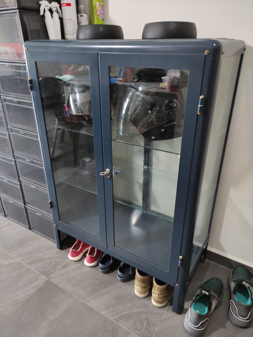 Ikea store fabrikor used
