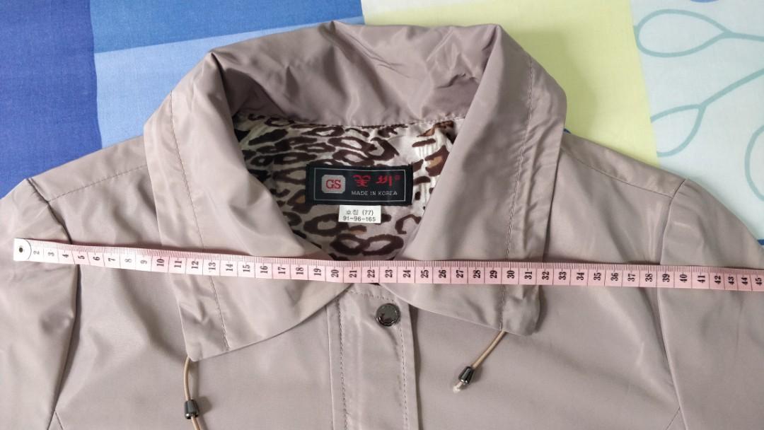 Jacket (Category: Coats, Jackets and Outerwear) located in Singapore. Submitted by conquer001 (Listing ID 1042743352, Image 3). Description: Sizing is as shown in the pictures in centimetres..