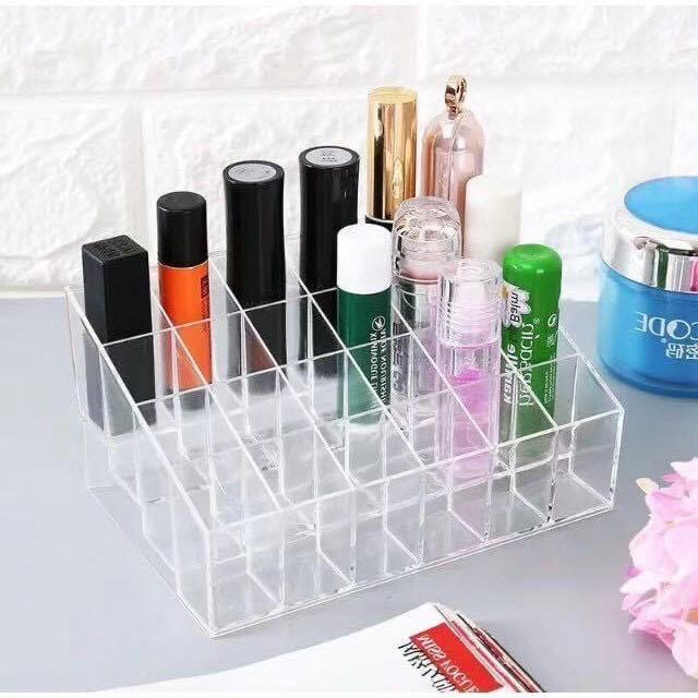Make-up storage (Category: Makeup) located in Cainta. Submitted by iubelle (Listing ID 1042733758, Image 3). Description: .