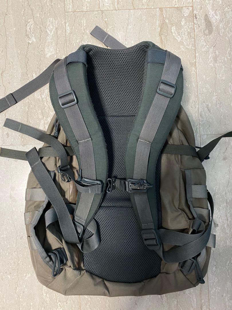 Mystery ranch crest daypack, Men's Fashion, Bags, Backpacks on Carousell