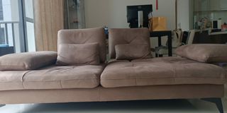 (Category: ) located in . Submitted by 76ppyes (Listing ID 1042731302, Image 1). Description: .