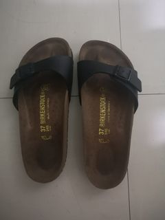 (Category: ) located in . Submitted by preloved_unli (Listing ID 1042871951, Image 1). Description: .