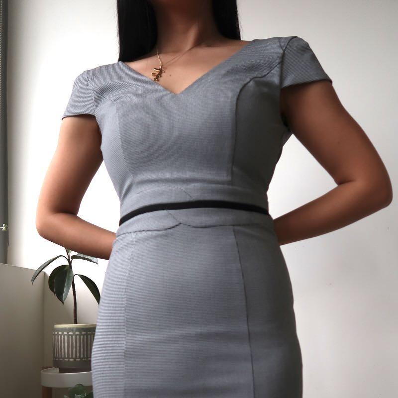 1950s off the shoulder dress