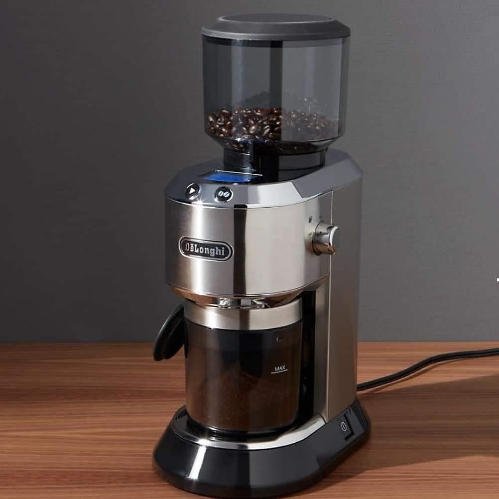 Pre order delonghi kg521 digital grinder (Category: Coffee Machines & Makers) located in Las Pinas. Submitted by glamdustph (Listing ID 1042791450, Image 1). Description: pre order half dp req end of dec/jan arrival via sea cargo (expect delays) 220v.