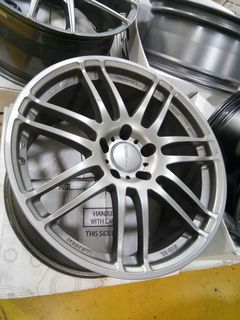 (Category: ) located in . Submitted by Export_Alloy_wheel (Listing ID 1042731741, Image 1). Description: .