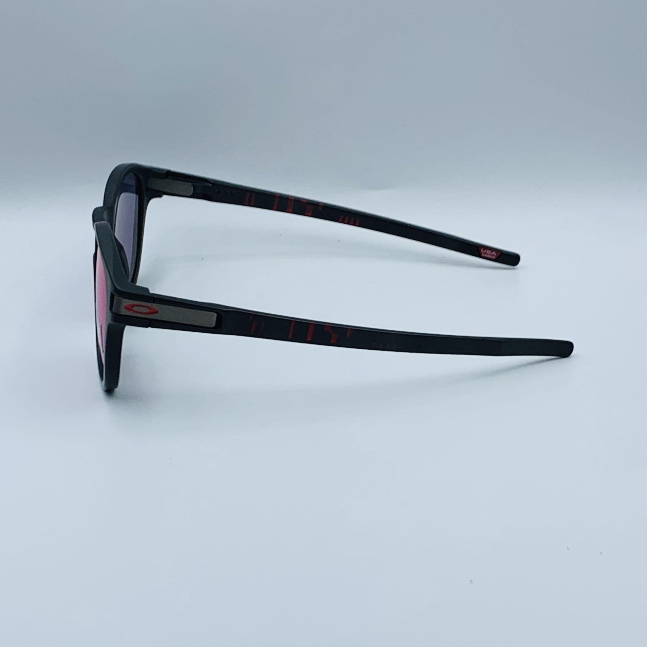 Oakley latch prizm road top