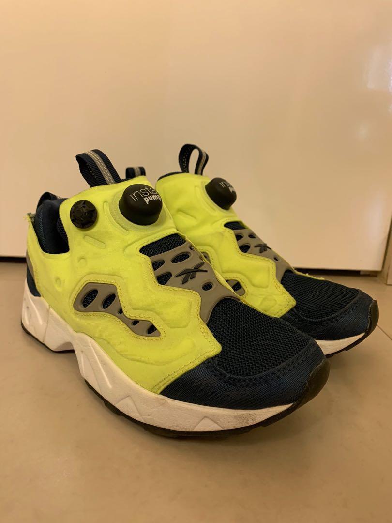 Reebok pump store fury kids