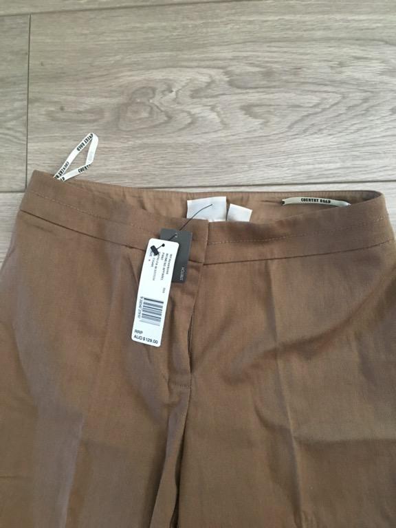Size 6 COUNTRY ROAD ladies brown linen look pants BNWT RRP $129 (Category: Women's Clothes) located in Blackburn South. Submitted by islerm (Listing ID 1042726367, Image 2). Description: Size 6 COUNTRY ROAD ladies brown linen look pants BNWT 55% cotton, 43% nylon, 3% elastane RRP $129 sell $90 I also have LOADS of ladies clothes / shoes which I will be putting up for sale in the next 2 weeks. Happy to combine postage..