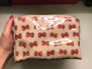 （分類：）位於 。 由 serendipper 提交（商品編號 1042808045，圖片 1）。簡介： 。