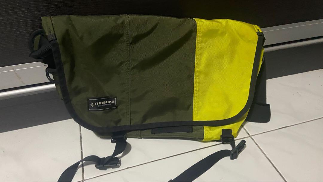 Timbuk2 Classic Messenger M Size Men S Fashion Bags Sling Bags On Carousell Timbuk2 Classic Messenger M Size Men S Fashion Bags Sling Bags On Carousell