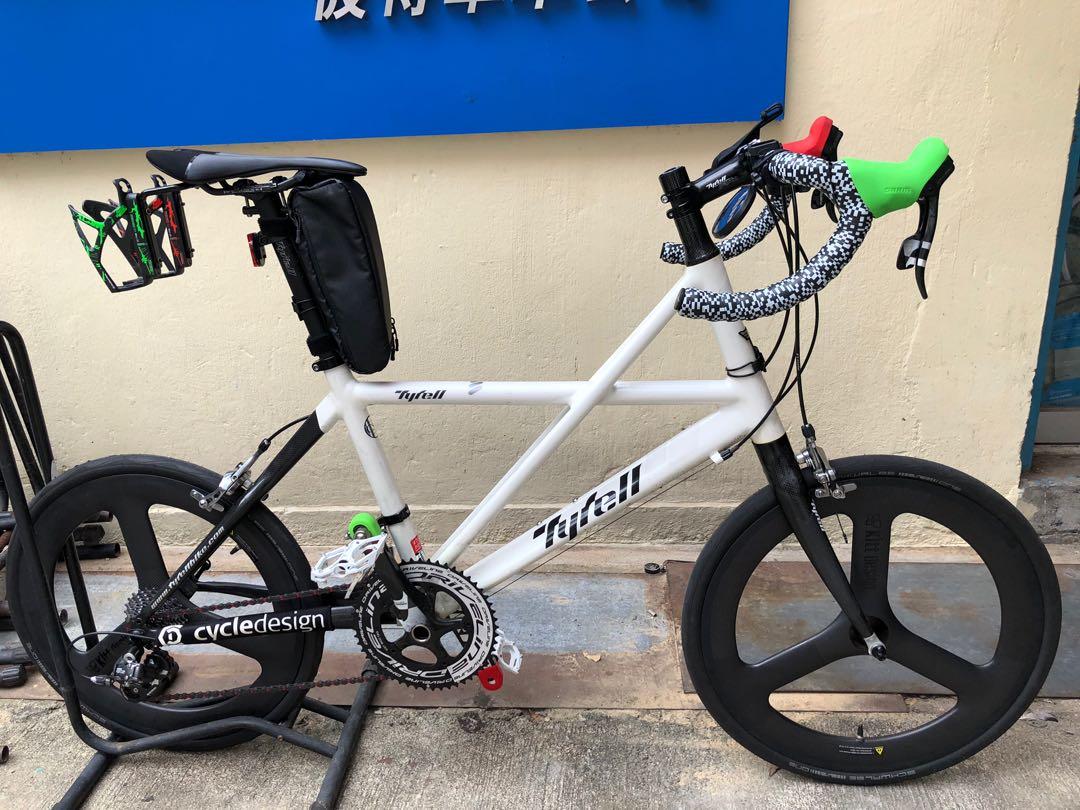 Tyrell CSI 白色, 運動產品, 單車及配件, 單車- Carousell