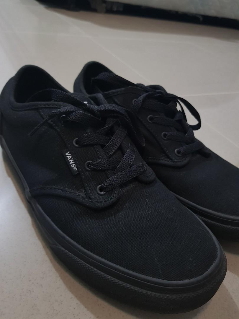 vans atwood triple black