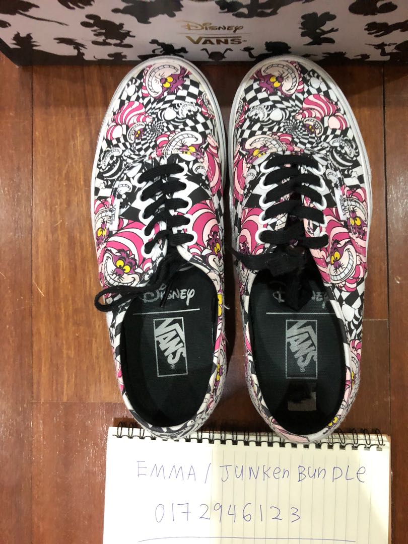 Alice in wonderland store vans size 8