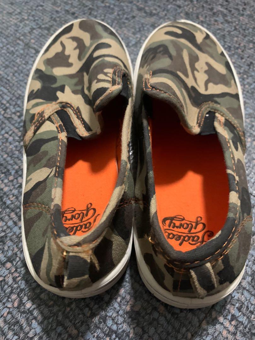 Faded glory sale camo shoes