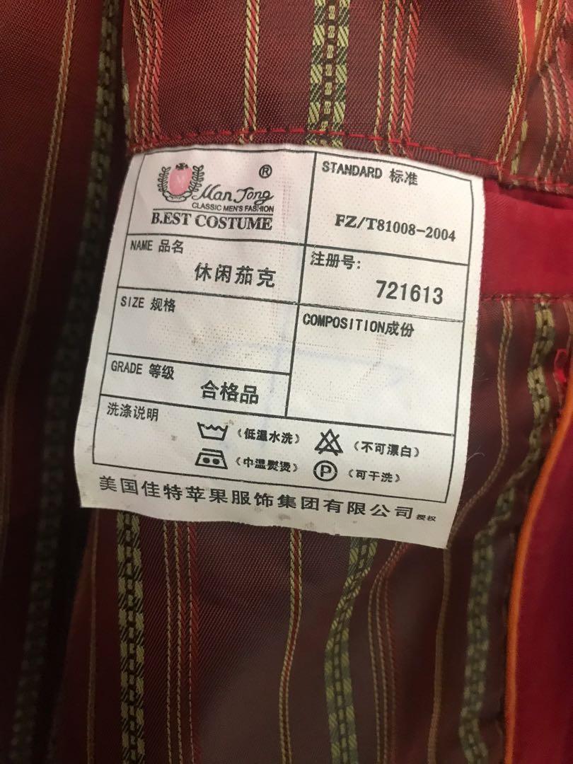 Winter Jacket (Category: Coats, Jackets and Outerwear) located in Singapore. Submitted by taurusl (Listing ID 1042914451, Image 3). Description: Winter Jacket for sale (L size)❄️ 2 outer pockets, 2 inner pockets All zips are working well Self collect from my house at Bukit Batok .