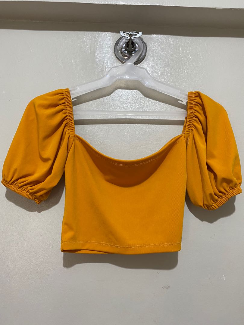 yellow puff sleeve top