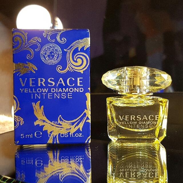 Versace yellow 2025 diamond intense price