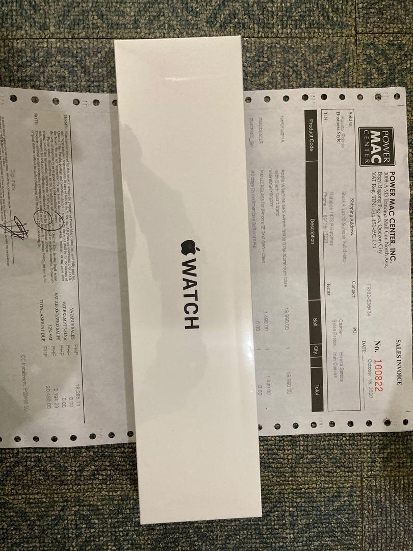 Apple Watch Series 6 SE 44mm (Category: Portable Audio Accessories) located in Caloocan City. Submitted by applekid1973 (Listing ID 1042968839, Image 3). Description: Apple watch seies 6 44mm Color is space gray Brand new and sealed Complete with receipt from powermac Mitup in sm north or trinoma Please text me for faster transaction .